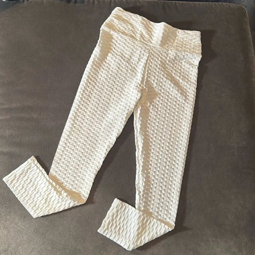 White Textured Butt Lift Leggings High Waisted Ankle Length Yoga Pants XL NEW